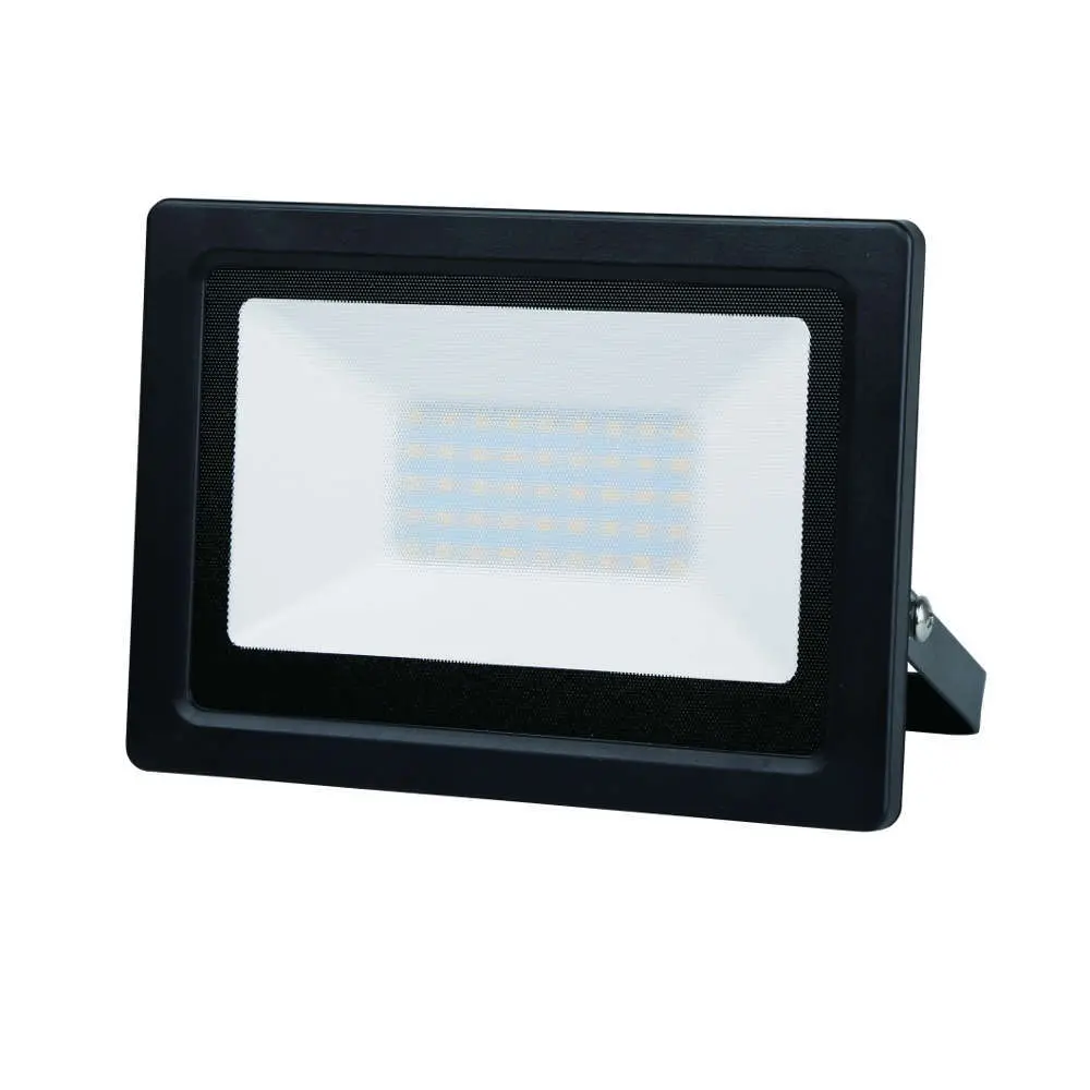 LED SLIM ПРОЖЕКТОР Ultralux 30W, 6000K, 220-240V AC, IP65 СТУДЕНА СВЕТЛИНА