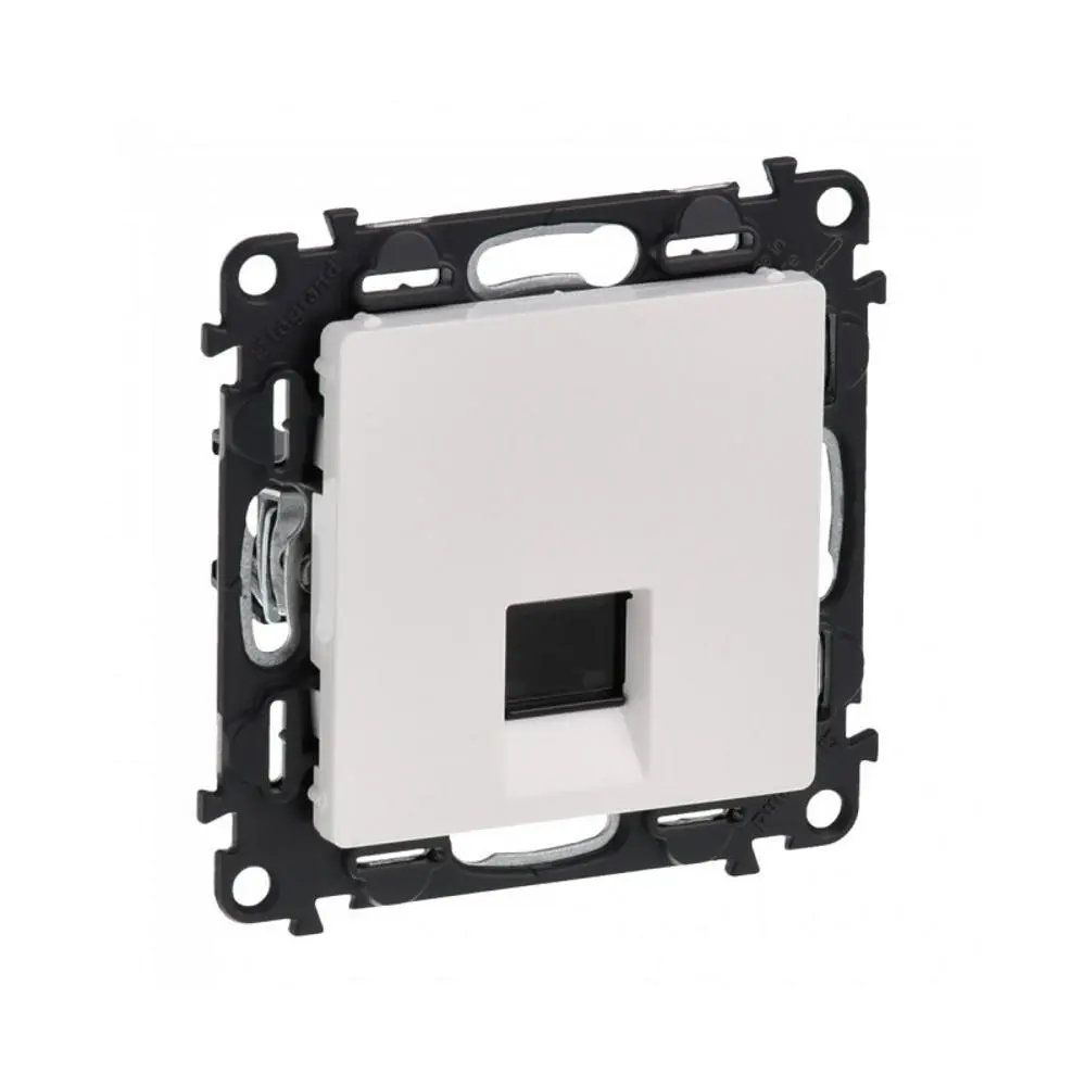 Розетка RJ45 UTP кат.5е бял Valena Life - Image 2